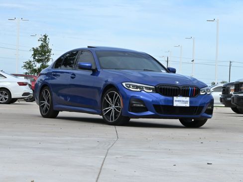 Used 2020 BMW 330i xDrive Sedan w/ M Sport Package AWD/4WD image 2
