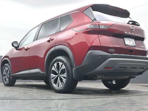 Certified 2023 Nissan Rogue SV image 26