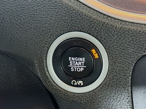 Used 2022 Dodge Charger SXT image 21