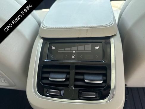 Used 2025 Volvo XC90 T8 Ultra w/ Protection Package Premier AWD/4WD image 7