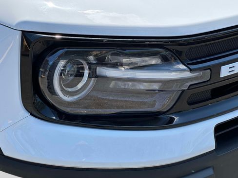 Used 2023 Ford Bronco Sport Outer Banks AWD/4WD image 10