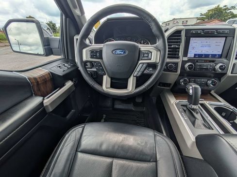 Used 2020 Ford F150 Lariat w/ Equipment Group 502A Luxury AWD/4WD image 15