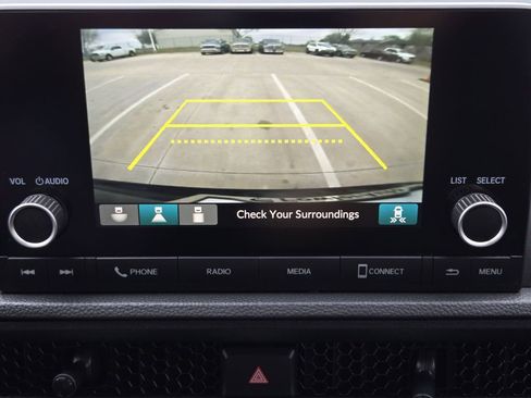 Used 2025 Honda CR-V EX image 18