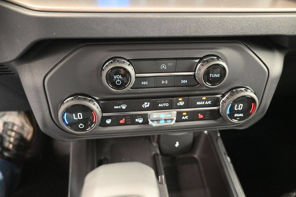 New 2026 Ford Bronco Outer Banks AWD/4WD image 3