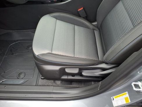 New 2026 Chevrolet Trax LT w/ Driver Confidence Package image 9