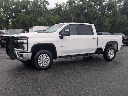 Certified 2024 Chevrolet Silverado 2500 LT w/ All Star Edition AWD/4WD image 9