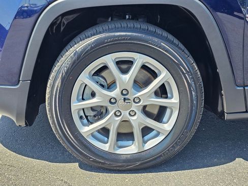Used 2014 Jeep Cherokee Latitude FWD image 8