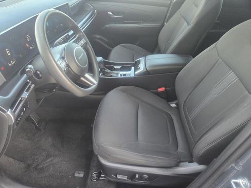 Used 2025 Hyundai Tucson SEL FWD image 12