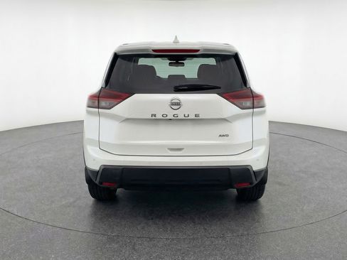 Used 2025 Nissan Rogue SV AWD/4WD image 7
