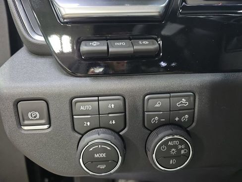 New 2026 Chevrolet Silverado 1500 High Country AWD/4WD image 28