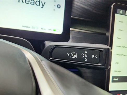 Used 2024 Rivian R1T Adventure image 45