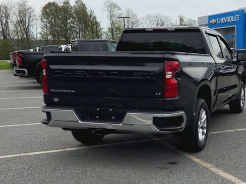 Used 2023 Chevrolet Silverado 1500 LT AWD/4WD image 7