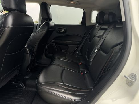 Used 2018 Jeep Compass Limited AWD/4WD image 28