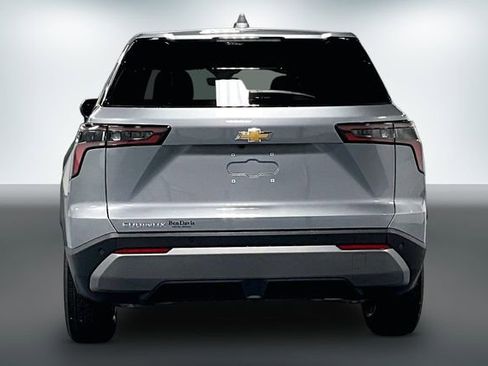 Used 2025 Chevrolet Equinox LT FWD image 6
