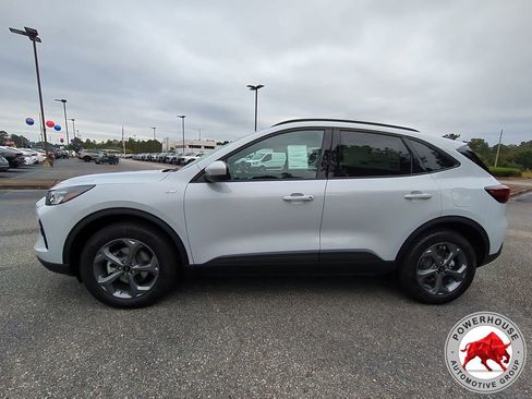 New 2026 Ford Escape ST-Line Select AWD/4WD image 7