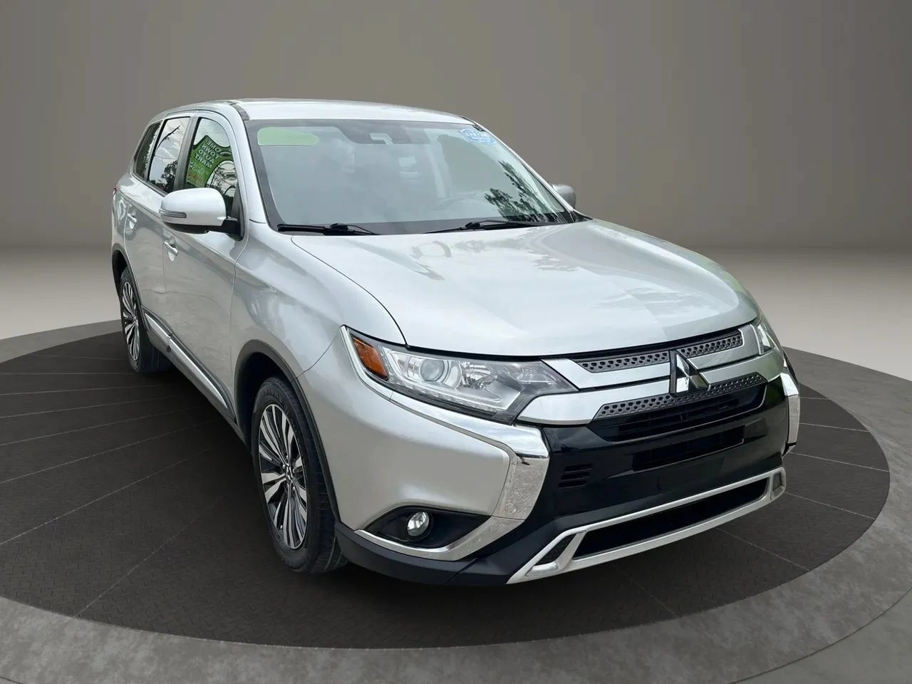 Used 2020 Mitsubishi Outlander ES AWD/4WD image 1