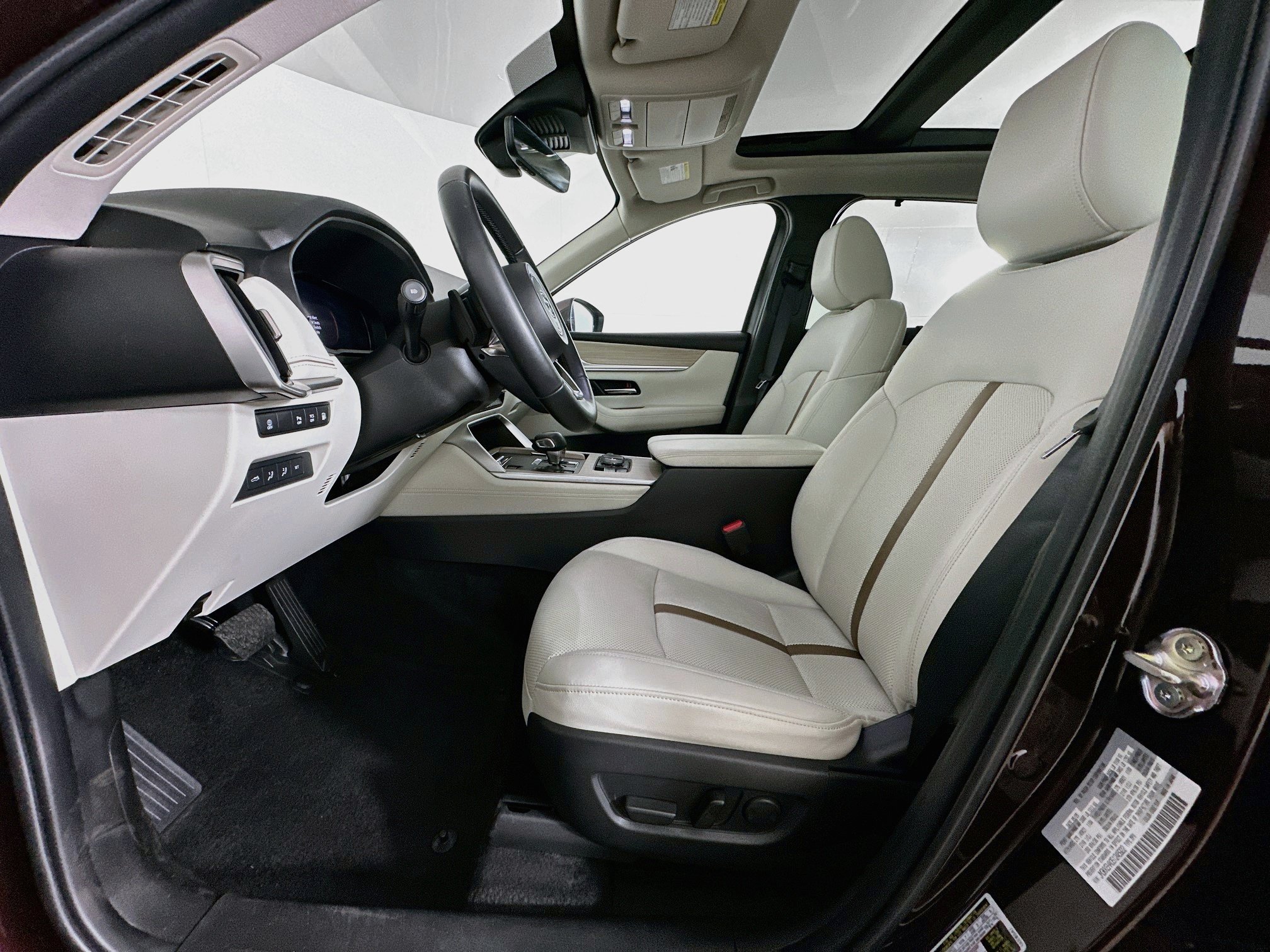Used 2025 MAZDA CX-90 Plug-In Hybrid w/ Premium Plus AWD/4WD image 13