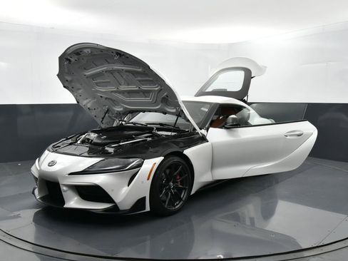 Used 2024 Toyota Supra image 43