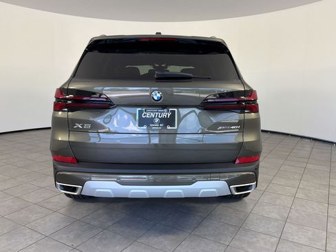 New 2026 BMW X5 xDrive40i AWD/4WD image 10