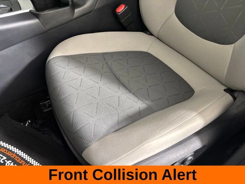 Used 2025 Toyota RAV4 XLE w/ Convenience Package FWD image 15