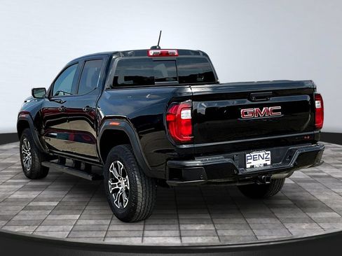 Used 2024 GMC Canyon AT4 w/ Canyon Safety Plus Package AWD/4WD image 5
