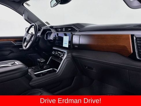 Used 2022 GMC Sierra 1500 Denali AWD/4WD image 25