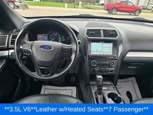 Used 2017 Ford Explorer XLT w/ Equipment Group 202A AWD/4WD image 13