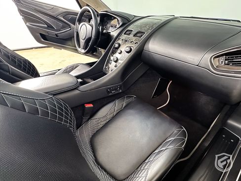 Used 2018 Aston Martin Vanquish S RWD image 29