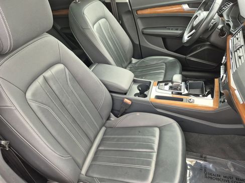 Used 2023 Audi Q5 2.0T Premium Plus image 17