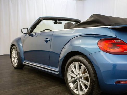 Used 2019 Volkswagen Beetle 2.0T SE FWD image 28