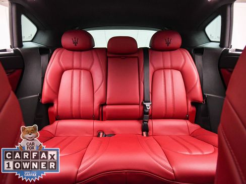Used 2020 Maserati Levante S GranSport image 18