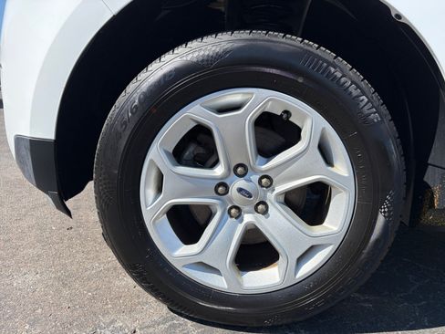 Used 2014 Ford Edge SE w/ Equipment Group 101A AWD/4WD image 11
