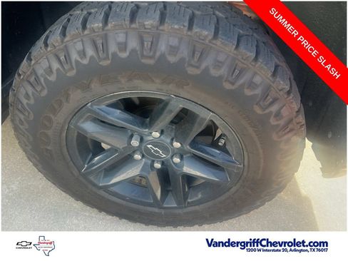 Used 2019 Chevrolet Silverado 1500 LT Trail Boss AWD/4WD image 6