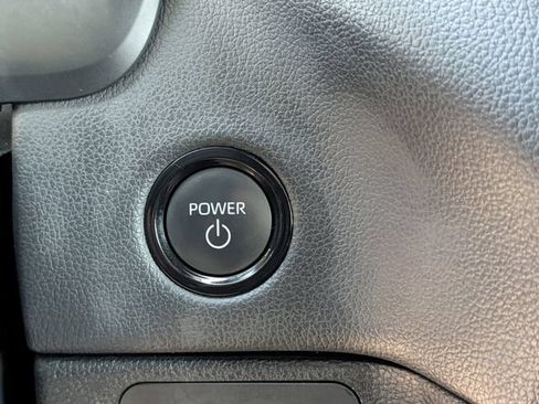 Used 2025 Toyota Sequoia SR5 AWD/4WD image 19