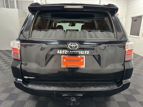 Used 2022 Toyota 4Runner SR5 Premium w/ Moonroof Package image 7