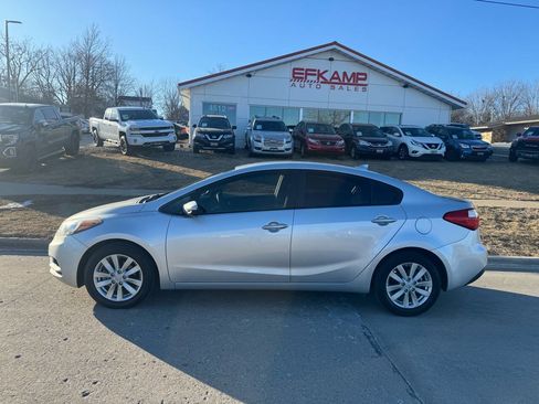 Used 2014 Kia Forte LX w/ Popular Package image 2