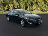 Used 2023 Chevrolet Malibu LT image 2