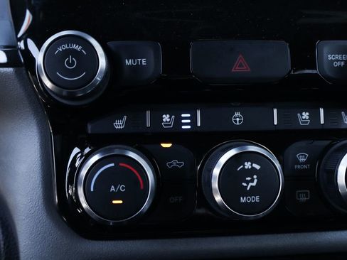 Used 2022 RAM 1500 Laramie w/ G/T Package RWD image 39