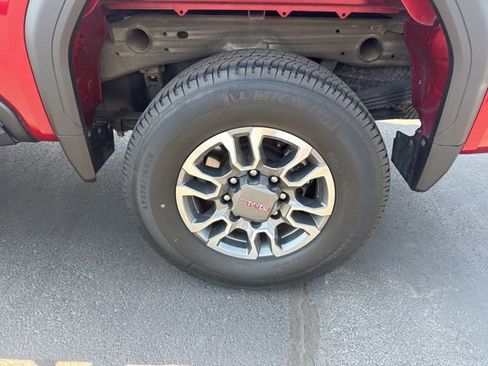 Used 2022 GMC Sierra 2500 SLE w/ Remote Start Package image 21