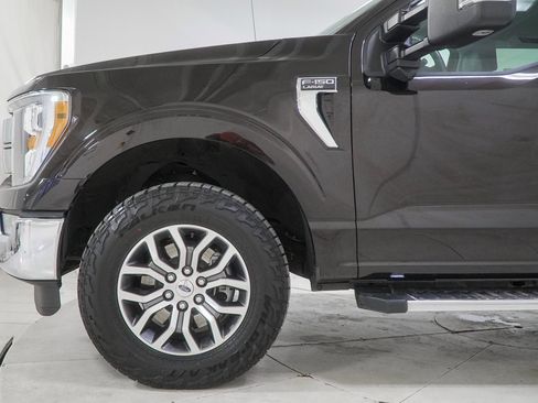 Used 2021 Ford F150 Lariat w/ Max Trailer Tow Package image 18