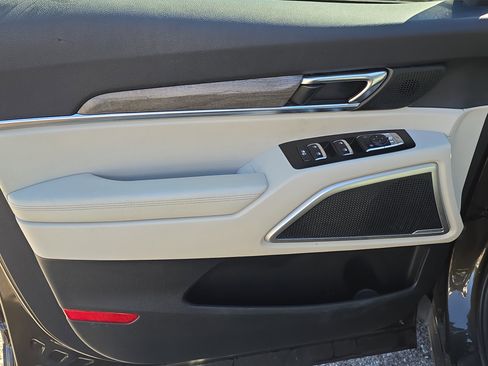 Used 2021 Kia Telluride EX w/ EX Premium Package image 18