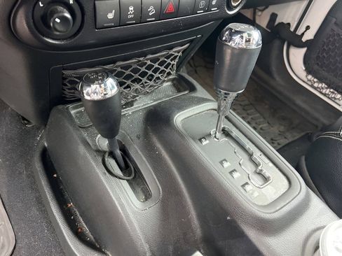 Used 2016 Jeep Wrangler Unlimited Sahara w/ Mopar Chrome Edition Group image 22