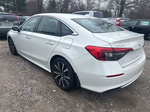 Used 2023 Honda Civic EX image 6