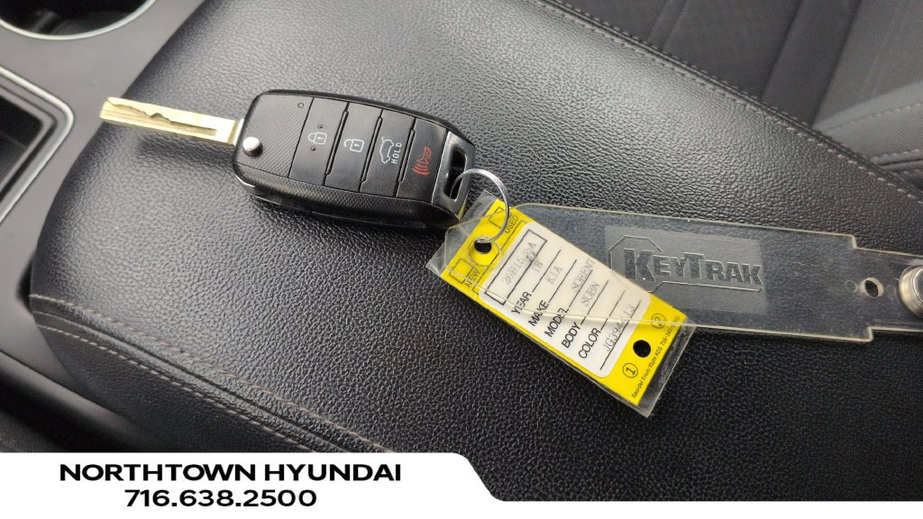 Used 2018 Kia Sorento FWD V6 image 27