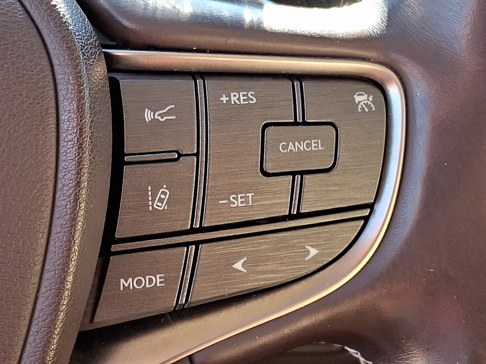 Used 2019 Lexus LS 500 AWD w/ Accessory Package (Z2) image 22