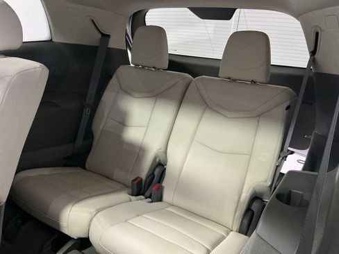 Used 2025 Cadillac XT6 Premium Luxury w/ LPO, Floor Liner Package AWD/4WD image 27