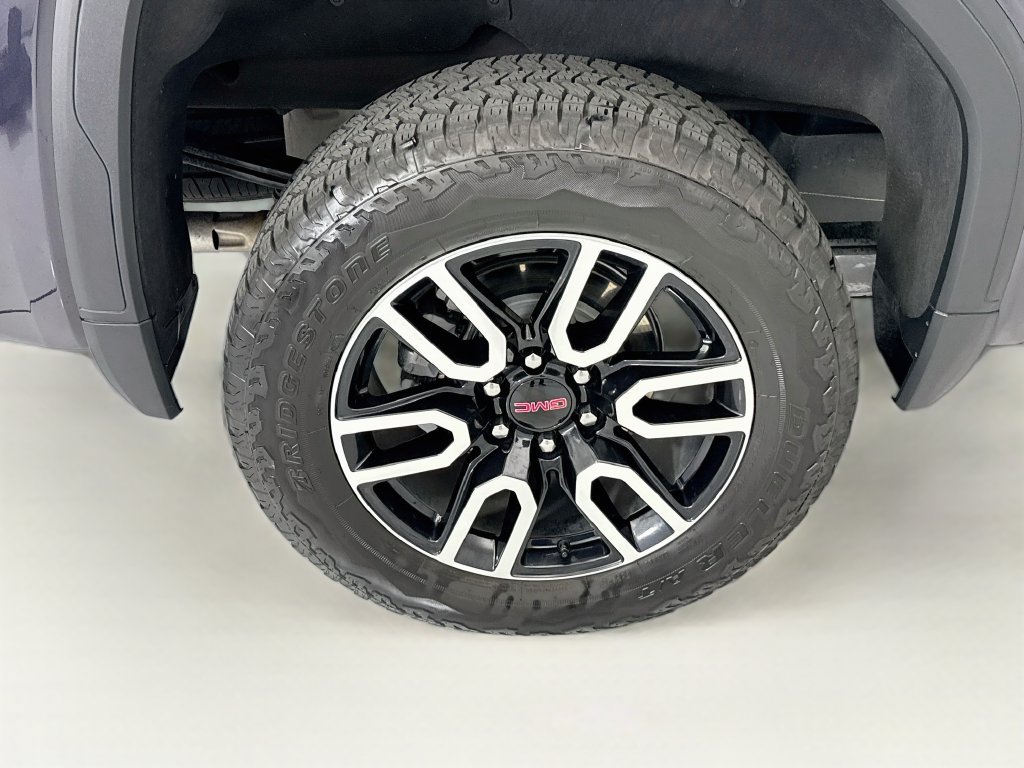 Used 2026 GMC Sierra 1500 AT4 w/ AT4 Premium Package AWD/4WD image 31