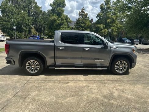 Used 2020 GMC Sierra 1500 Denali w/ Technology Package AWD/4WD image 3