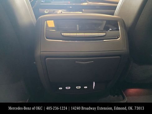 Used 2024 Cadillac Escalade Sport Platinum w/ LPO, ONYX Package image 15