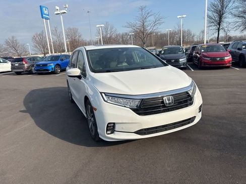 Used 2021 Honda Odyssey Touring image 4